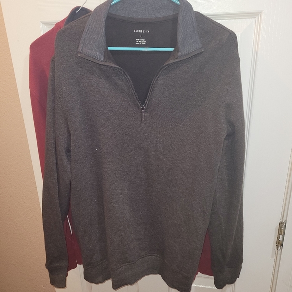 2 Van Heusen long sleeves - Picture 4 of 8